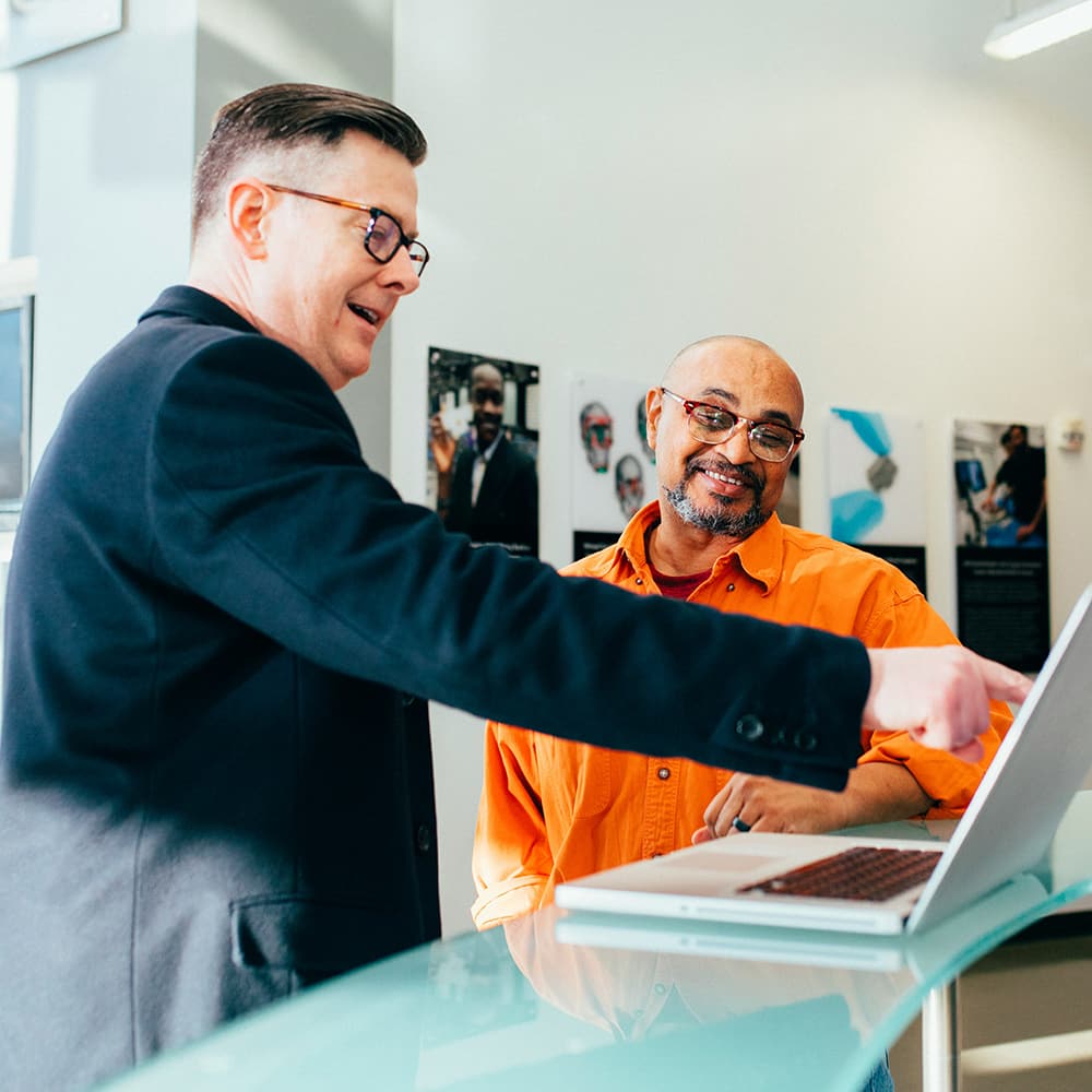 linkedin sales solutions YDVdprpgHv4 unsplash